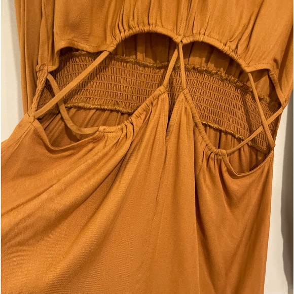 NWT - Cutout Peasant-Sleeve Mini Dress Size L - Picture 8 of 17